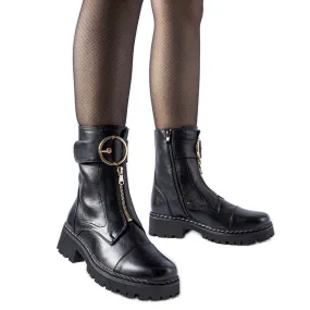 Black insulated Classe boots