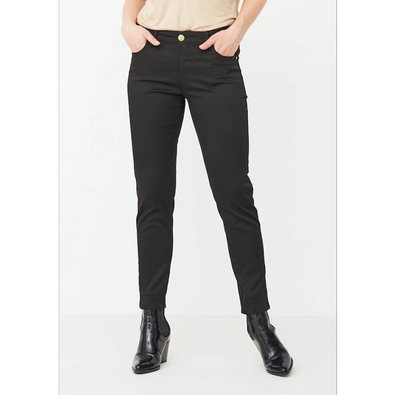 Black jeans pants zip cuff