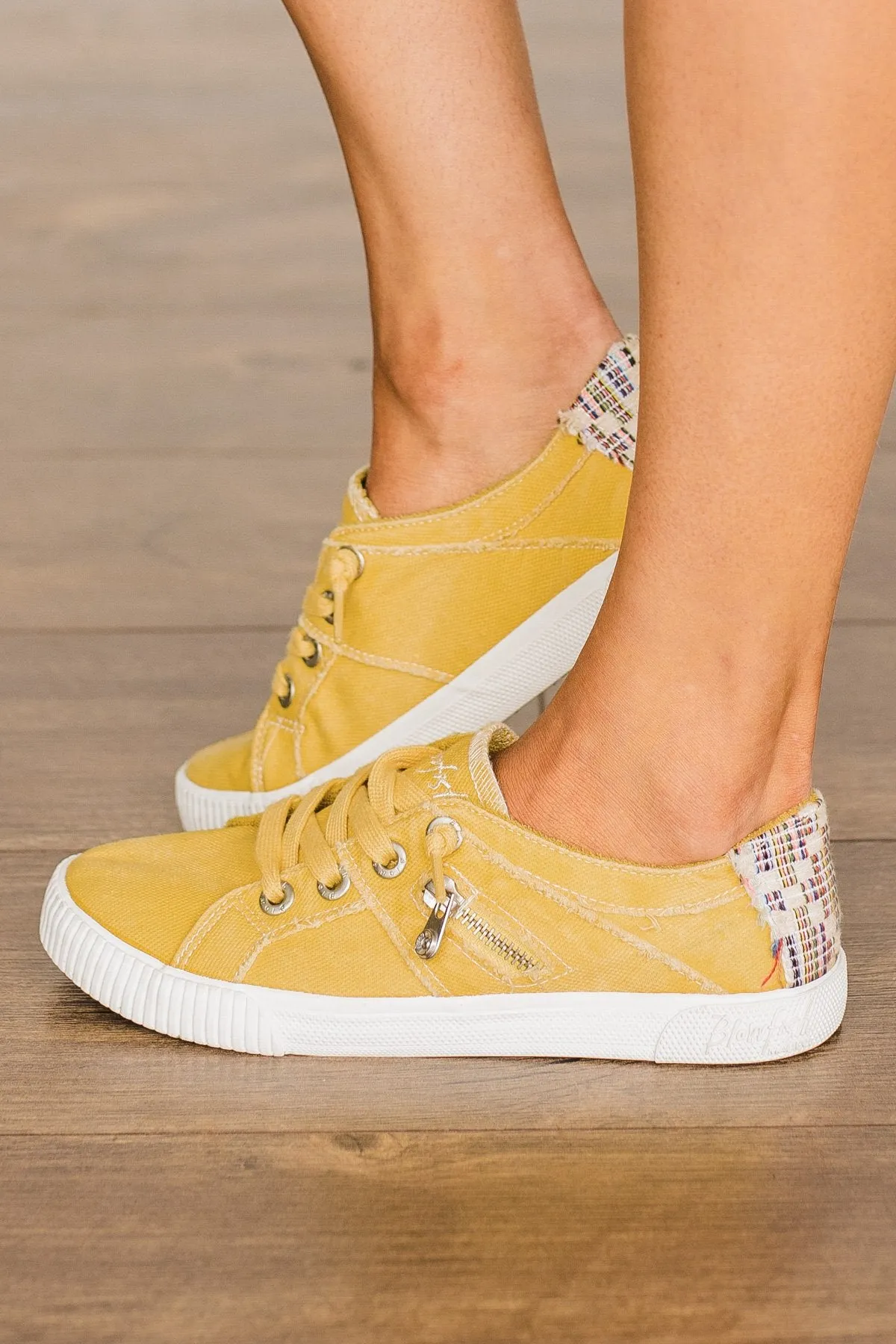 Blowfish Fruit Sneakers- Bamboo Smoked