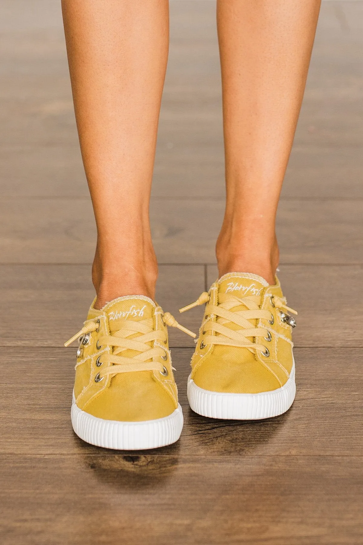 Blowfish Fruit Sneakers- Bamboo Smoked