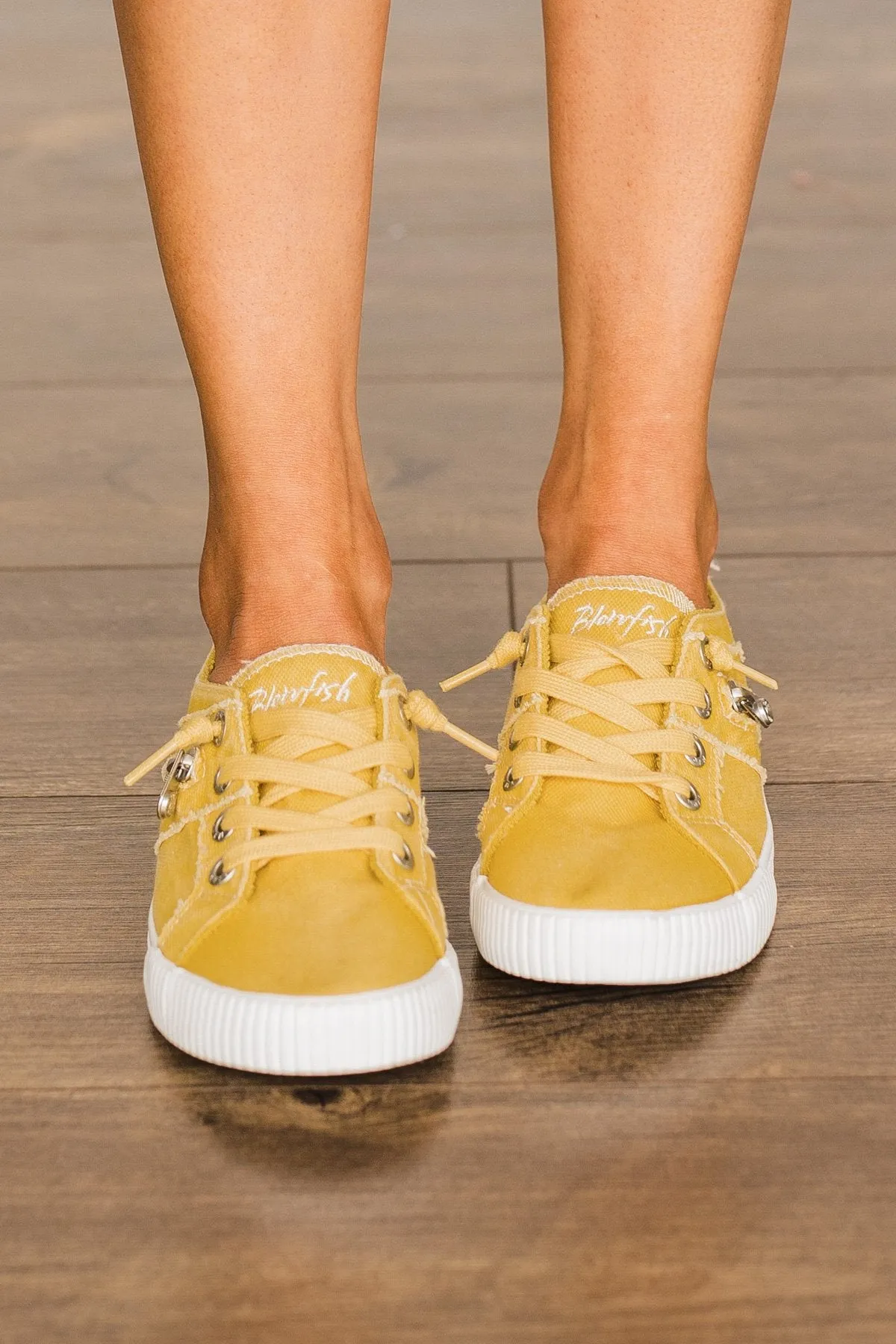 Blowfish Fruit Sneakers- Bamboo Smoked