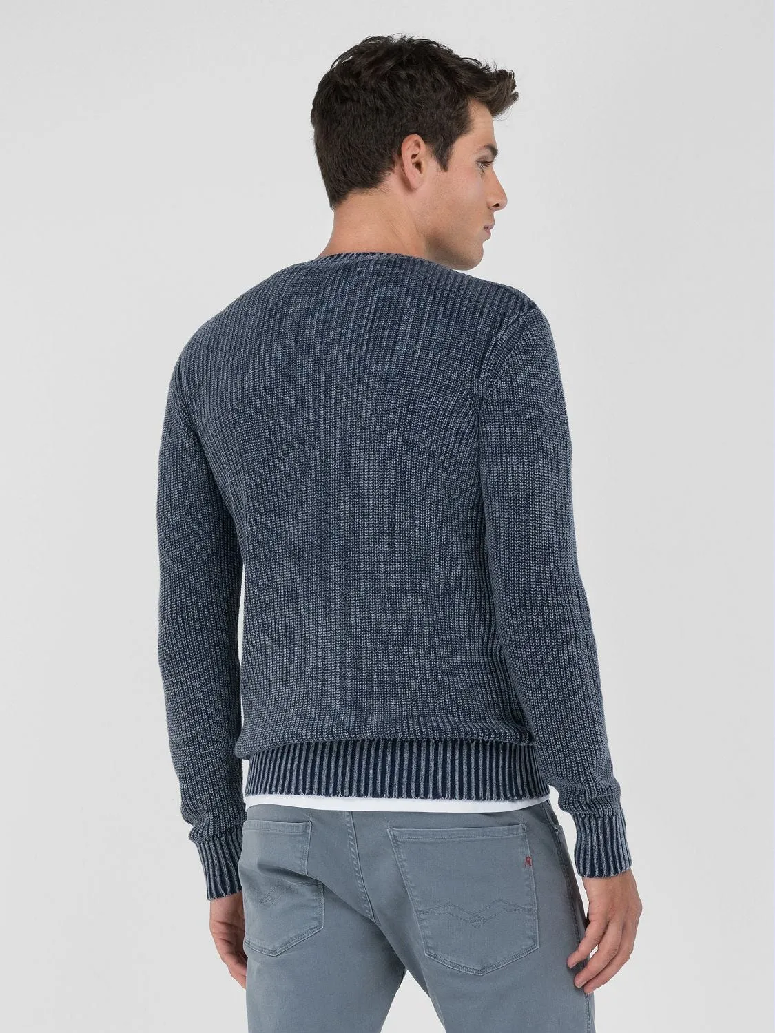 CREW-NECK CRINKLED COTTON SWEATER