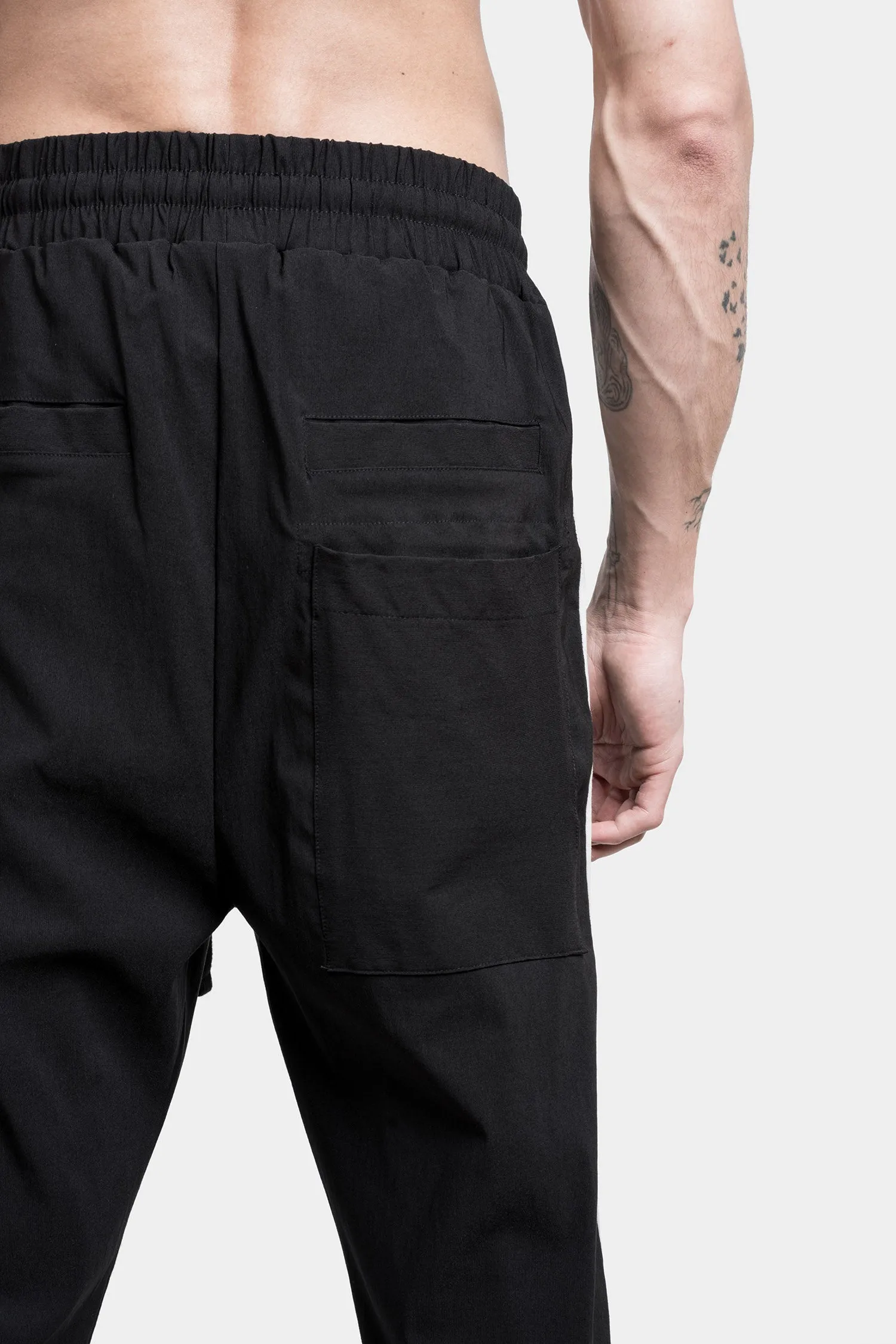 Drop crotch cropped pants