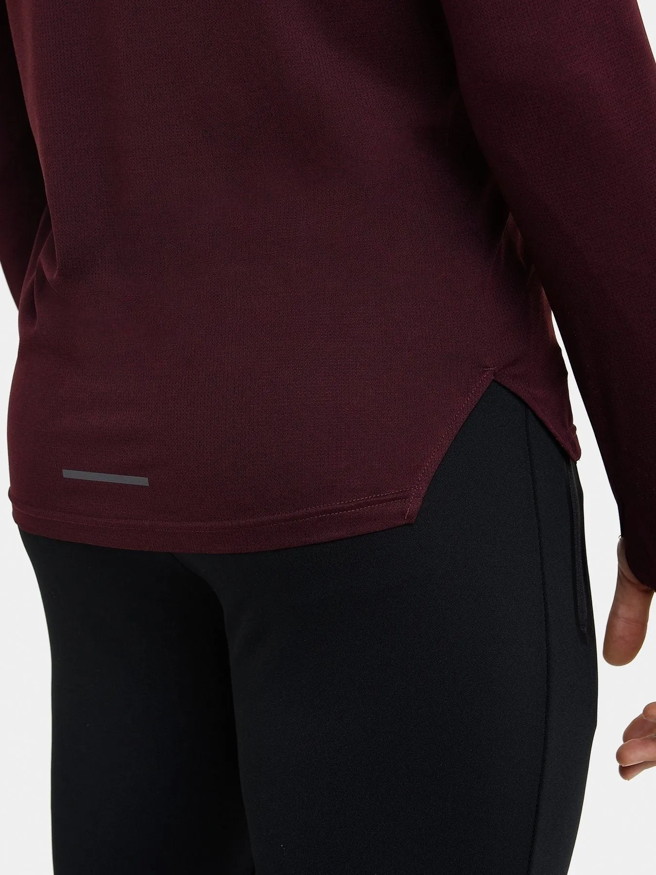 Sonic Long Sleeve Crew Neck Running Top With Thumbholes & Reflective Strips